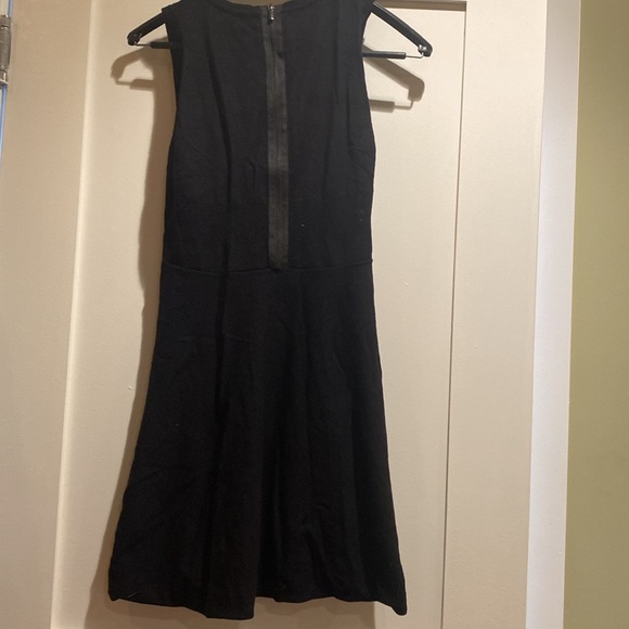 Girls large dress. John+Jenn brand. - Picture 6 of 9